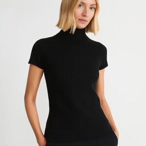 Lafayette's 148 Wool Cashmere Short Sleeve Turtleneck Lightweight Sweater (S)